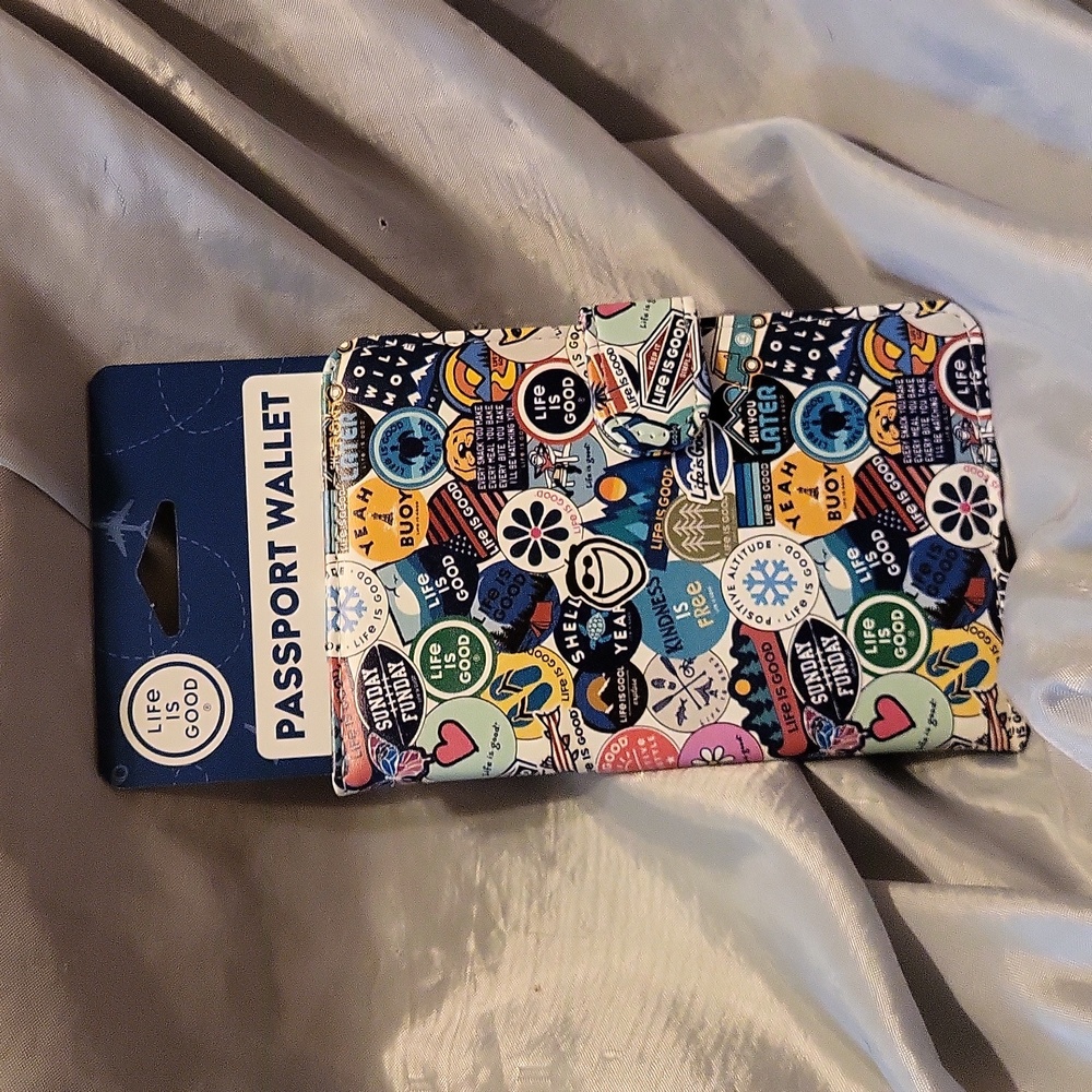 Life is good passport wallet BNWT